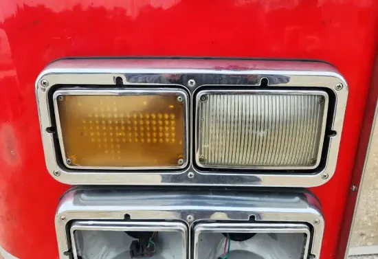 Picture of (Used) 2002 Spartan Gladiator, HEADLAMP ASSEMBLY