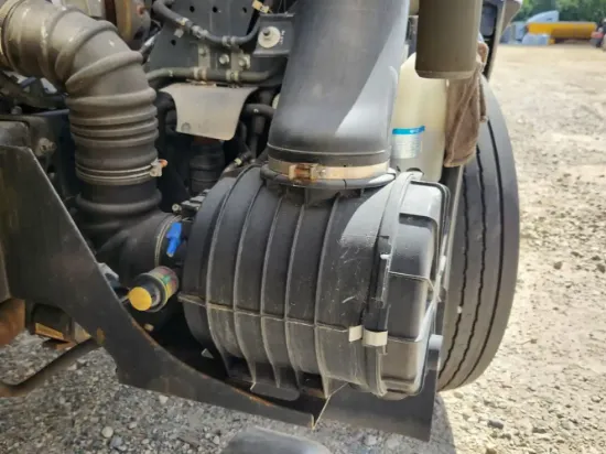 Picture of (Used) 2022 Chevrolet 5500HD, AIR CLEANER