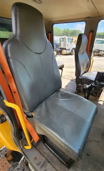 Picture of (Used) 2014 International WorkStar 7500, SEAT