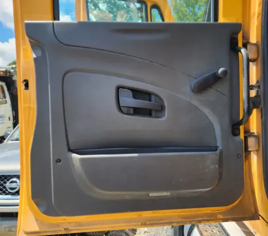 Picture of (Used) 2014 International WorkStar 7500, INTERIOR DOOR PANEL