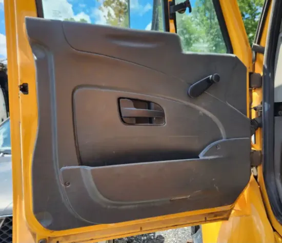 Picture of (Used) 2014 International WorkStar 7500, INTERIOR DOOR PANEL