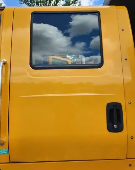 Picture of (Used) 2014 International WorkStar 7500, DOOR