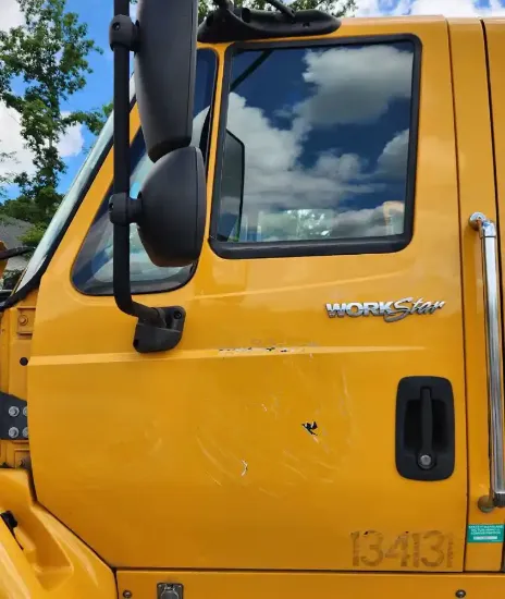 Picture of (Used) 2014 International WorkStar 7500, DOOR
