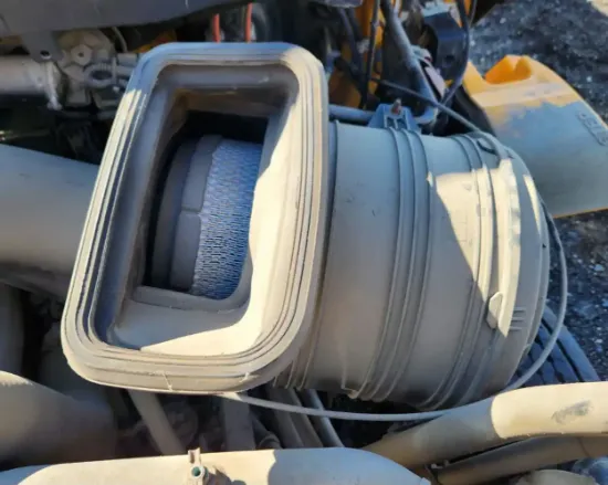 Picture of (Used) 2014 International WorkStar 7500, AIR CLEANER