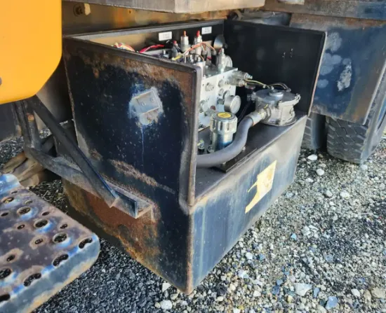 Picture of (Used) 2014 International WorkStar 7500, HYDRAULIC TANK
