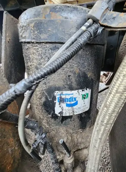 Picture of (Used) 2000 Sterling L9500, AIR DRYER