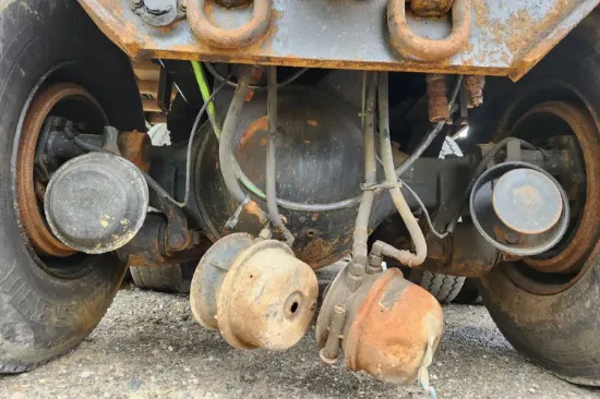 Picture of (Used) 2000 Sterling L9500, REAR DIFFERENTIAL HOUSING ONLY