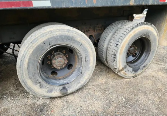 Picture of (Used) 2000 Sterling L9500, COMPLETE TANDEM CUTOFF