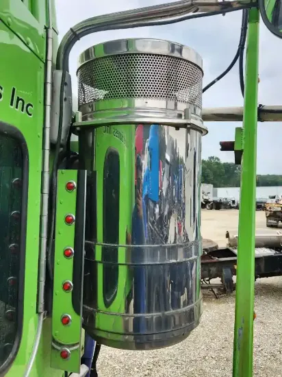 Picture of (Used) 2020 Peterbilt 389, AIR CLEANER