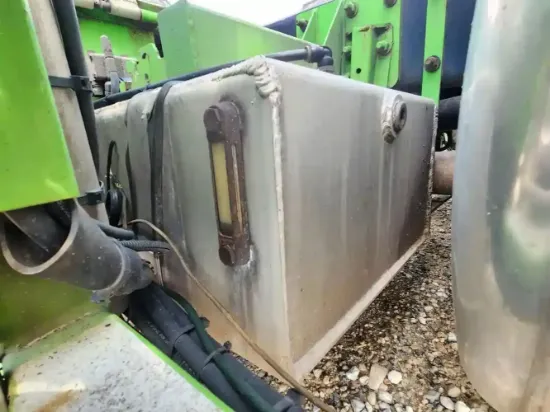 Picture of (Used) 2020 Peterbilt 389, HYDRAULIC TANK