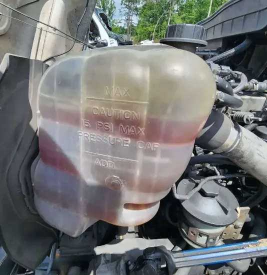 Picture of (Used) 2009 International 4400, RADIATOR OVERFLOW BOTTLE/COOLANT RESERVOIR