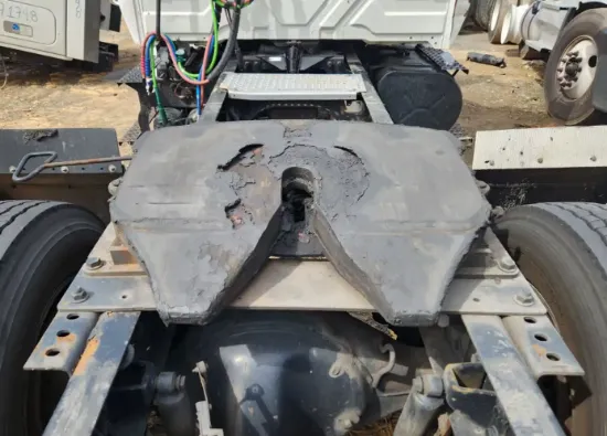 Picture of (Used) 2009 International 4400, FIFTH WHEEL