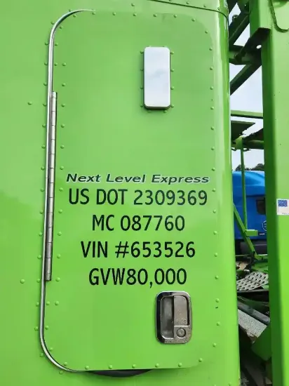 Picture of (Used) 2020 Peterbilt 389, ACCESS DOOR