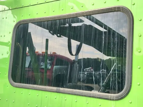Picture of (Used) 2020 Peterbilt 389, BACK GLASS