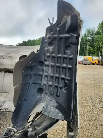 Picture of (Used) 2022 Kenworth T370, FENDER SPLASH SHIELD