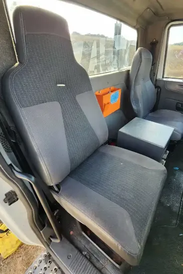 Picture of (Used) 2009 International 4400, SEAT