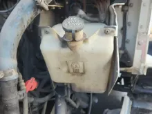 Picture of (Used) 2022 Kenworth T370, WINDSHIELD WASHER RESERVOIR