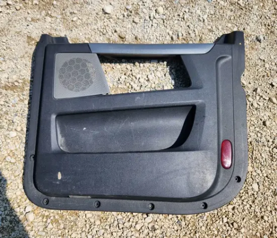 Picture of (Used) 2019 Freightliner Cascadia 126, INTERIOR DOOR PANEL