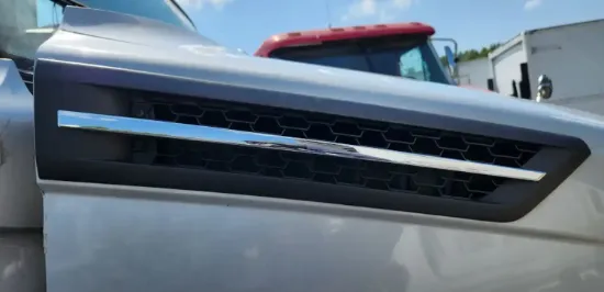 Picture of (Used) 2019 Freightliner Cascadia 126, AIR VENT (HOOD)