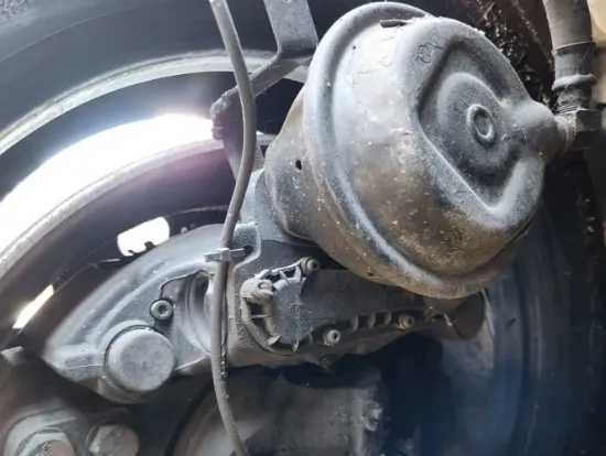 Picture of (Used) 2019 Freightliner Cascadia 126, BRAKE CALIPER FRONT AXLE BEAM