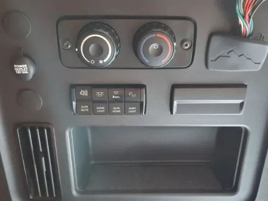 Picture of (Used) 2020 Freightliner Cascadia 126, SLEEPER CONTROL PANEL