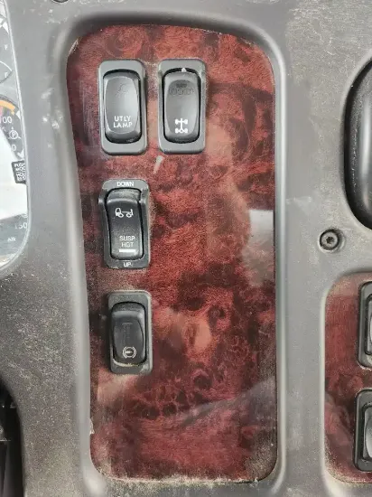 Picture of (Used) 2024 Freightliner M2 106, MISCELLANEOUS DASH SWITCHES