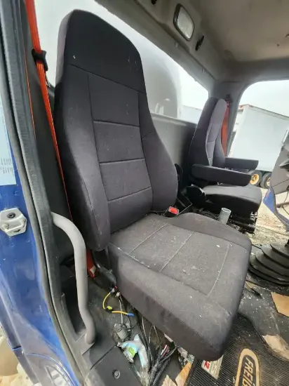 Picture of (Used) 2024 Freightliner M2 106, SEAT