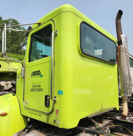 Picture of (Used) 2022 Peterbilt 348, CAB