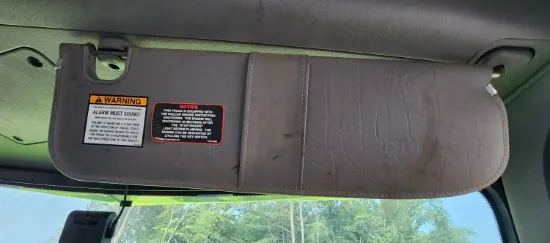 Picture of (Used) 2022 Peterbilt 348, SUN VISOR