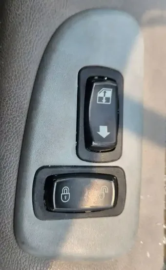 Picture of (Used) 2022 Peterbilt 348, DOOR ELECTRIC SWITCH