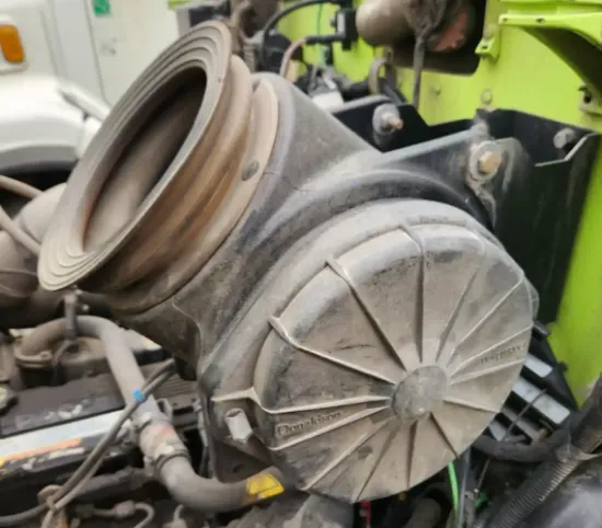 Picture of (Used) 2022 Peterbilt 348, AIR CLEANER