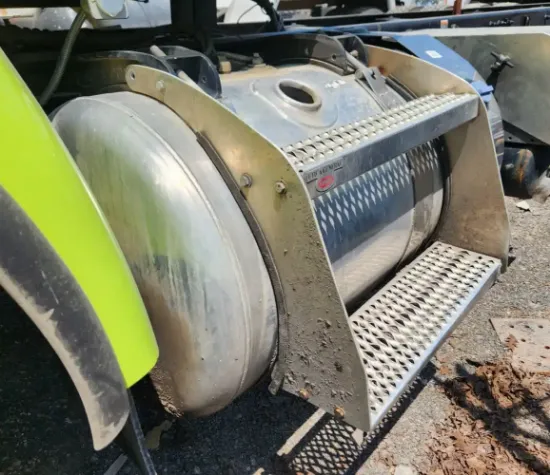Picture of (Used) 2022 Peterbilt 348, FUEL TANK