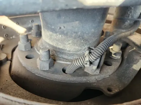 Picture of (Used) 2022 Peterbilt 348, REAR DIFFERENTIAL HUBS