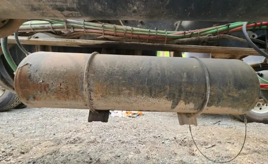 Picture of (Used) 2005 Sterling L9500, AIR TANK (3)