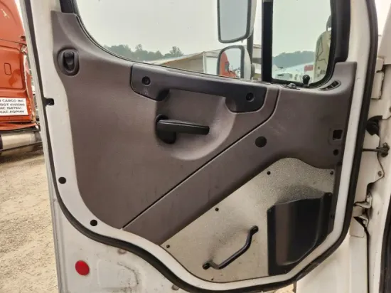 Picture of (Used) 2024 Freightliner M2 106, INTERIOR DOOR PANEL