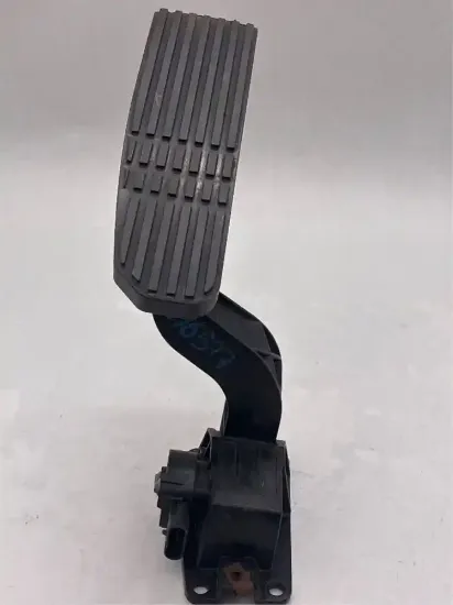 Picture of (Used) 2012 Freightliner Cascadia 113,THROTTLE PEDAL
