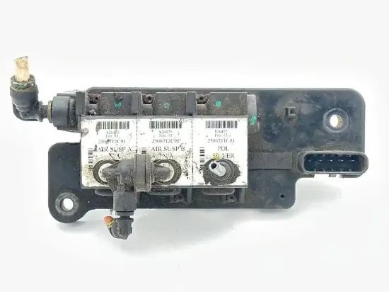 Picture of (Used) 2020 International LT625, SOLENOID VALVE