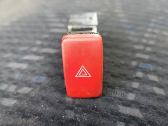 Picture of (Used) 2018 Hino 195, MISCELLANEOUS DASH SWITCHES