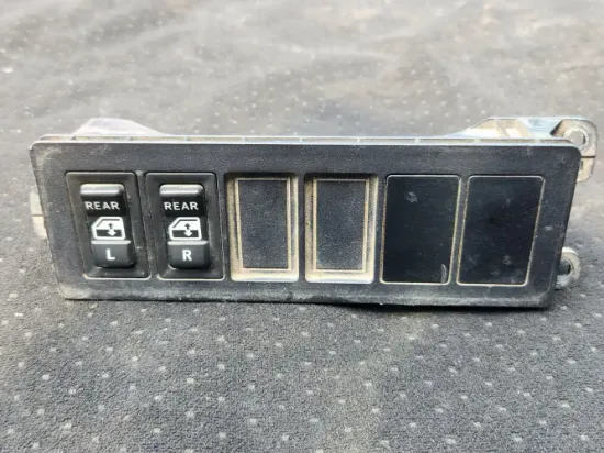 Picture of (Used) 2018 Hino 195, MISCELLANEOUS DASH SWITCHES