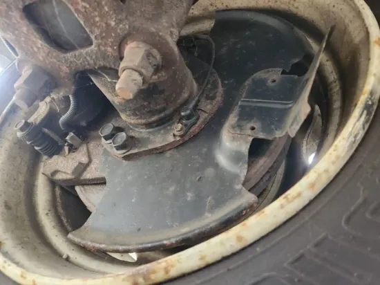 Picture of (Used) 2018 Hino 195, DIFFERENTIAL HUBS