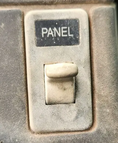 Picture of (Used) 2005 Sterling L9500, MISCELLANEOUS DASH SWITCHES