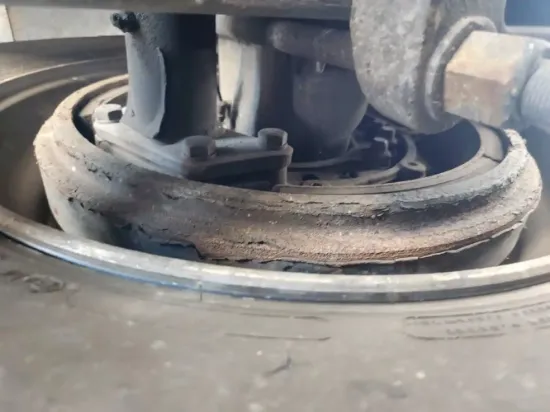 Picture of (Used) 2025 Freightliner M2 106, DIFFERENTIAL HUBS