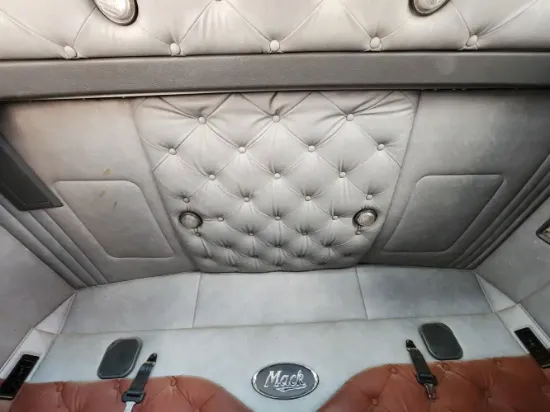 Picture of (Used) 2016 Mack CHU613, HEAD LINER BUNK