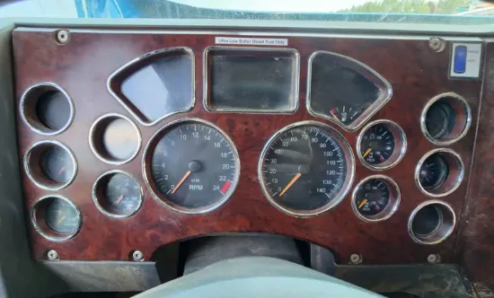 Picture of (Used) 2016 Mack CHU613, INSTRUMENT CLUSTER