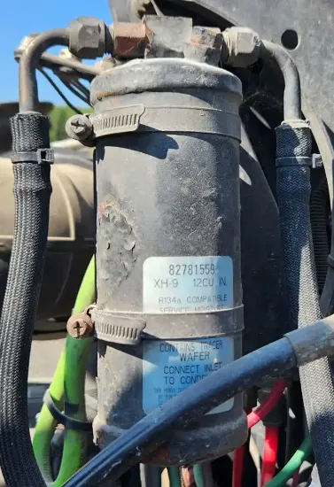 Picture of (Used) 2016 Mack CHU613, A/C  DRYER RECEIVER