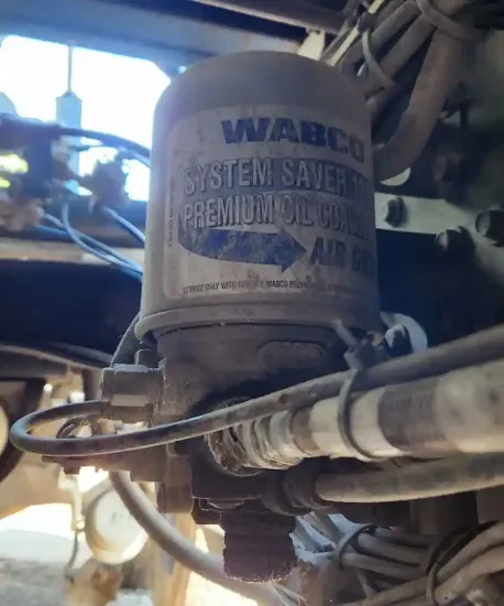 Picture of (Used) 2016 Mack CHU613, AIR DRYER