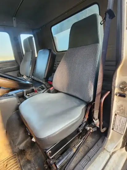 Picture of (Used) 2002 Isuzu FSR, SEAT