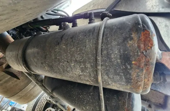 Picture of (Used) 2022 Peterbilt 579, AIR TANK (1)