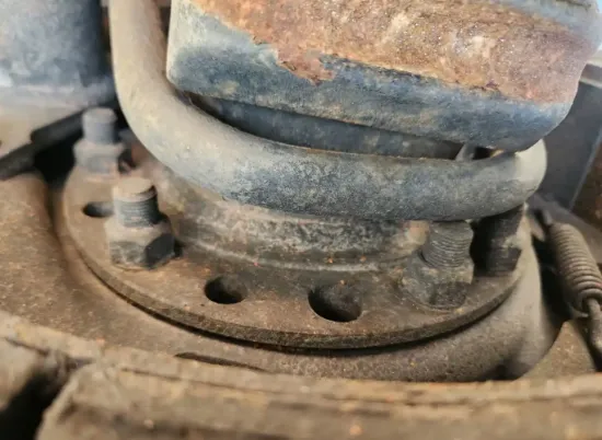 Picture of (Used) 2019 Freightliner Cascadia 126, FRONT DIFFERENTIAL HUBS