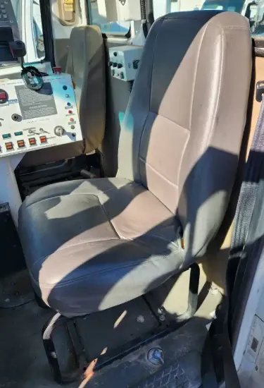 Picture of (Used) 2005 Sterling ACTERRA, SEAT